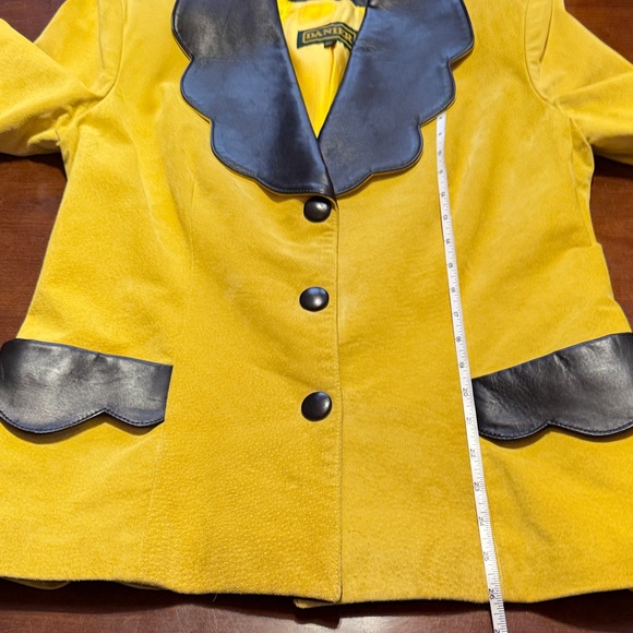 Vintage “Danier Leather” Skirt / Blazer Set - Picture 13 of 16